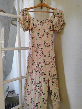 Floral Puff-Sleeve Midi Dress in Cream with Pink Roses
